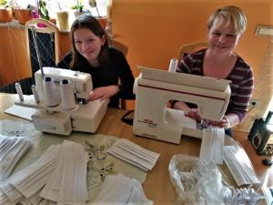 Ksenija in Zala Cebek iz Dražencev